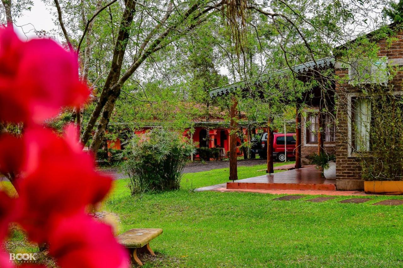 Hotel Las Azaleas Jardin America Exterior foto
